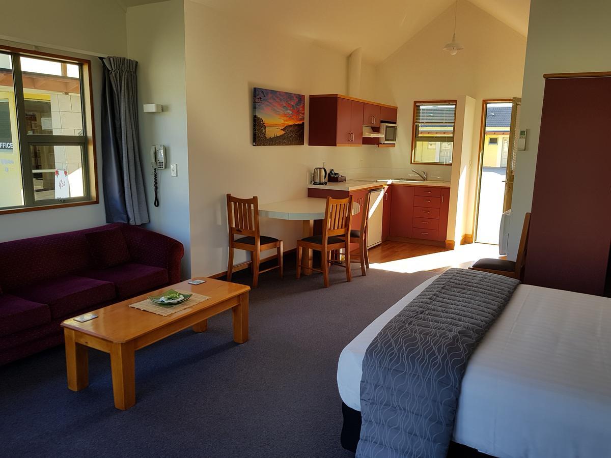 The Anchor Inn Beachfront Motel 카이코라 외부 사진