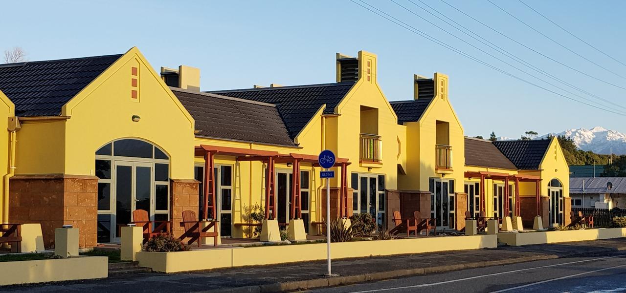 The Anchor Inn Beachfront Motel 카이코라 외부 사진