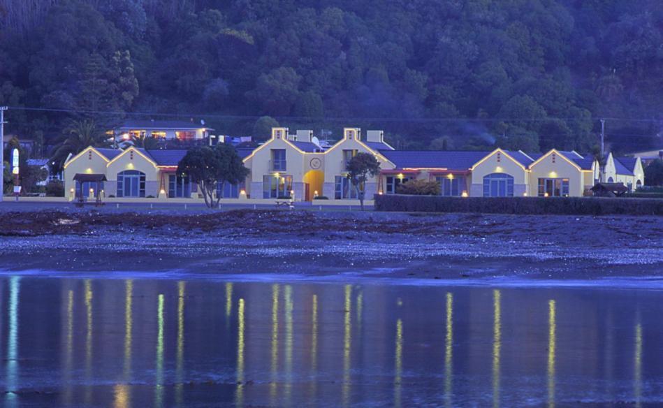 The Anchor Inn Beachfront Motel 카이코라 외부 사진